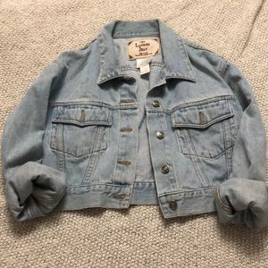 ☀️VTG perfectly worn in cropped 90s denim jacket